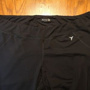 Old Navy Pants - Old Navy Bootcut Athletic Pants with Back Zipper Old Navy Pants - Old Navy Bootcut Athletic Pants with Back Zipper